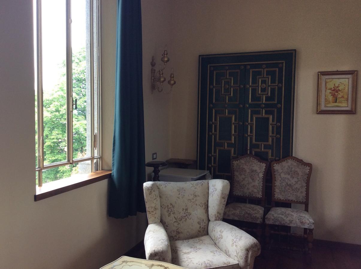 Hotel Villa Della Quercia Вербанія Екстер'єр фото